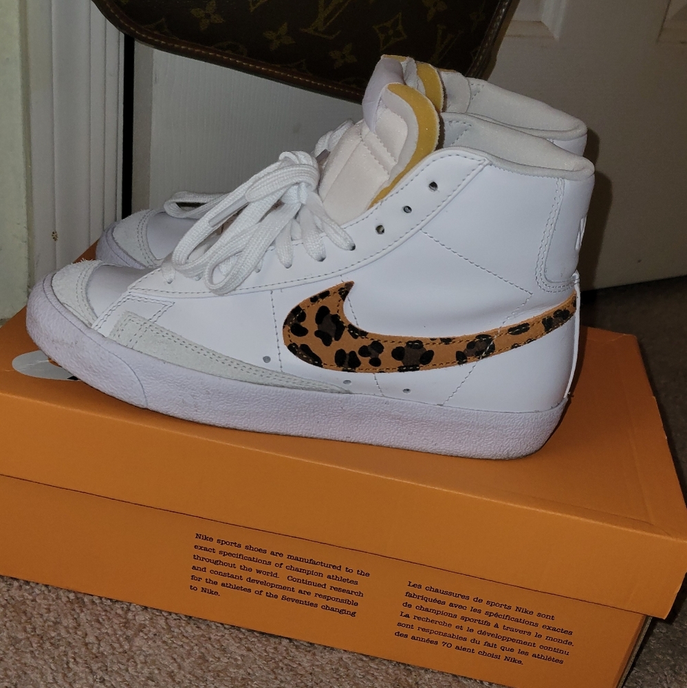 Nike Blazer Mid 77